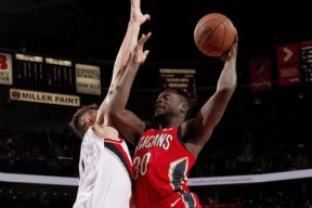 爱游戏体育- 二胡独奏踏上幸福路 