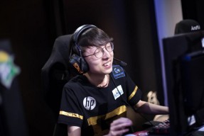 爱游戏体育-包含Uzi回归赛场，绝杀首场状态亮眼，德国队观众沸腾！的词条