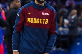 爱游戏-穆雷在西班牙队比赛中出色防守，绝杀引发热议！的简单介绍