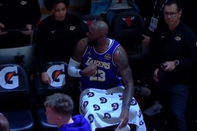 爱游戏-东契奇关键节点关键助攻，湖人带队取胜！的简单介绍