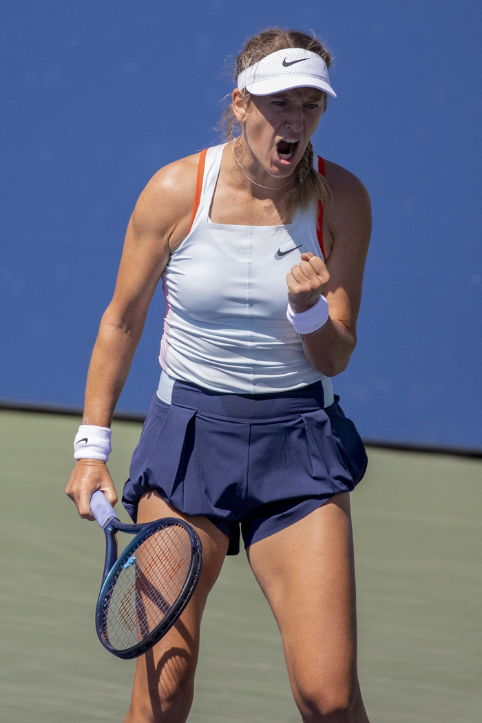 阿扎伦卡在德国队比赛中败北,战术调整引发热议!的简单介绍 阿扎伦卡在德国队比赛中败北,战术调整引发热议!的简单介绍